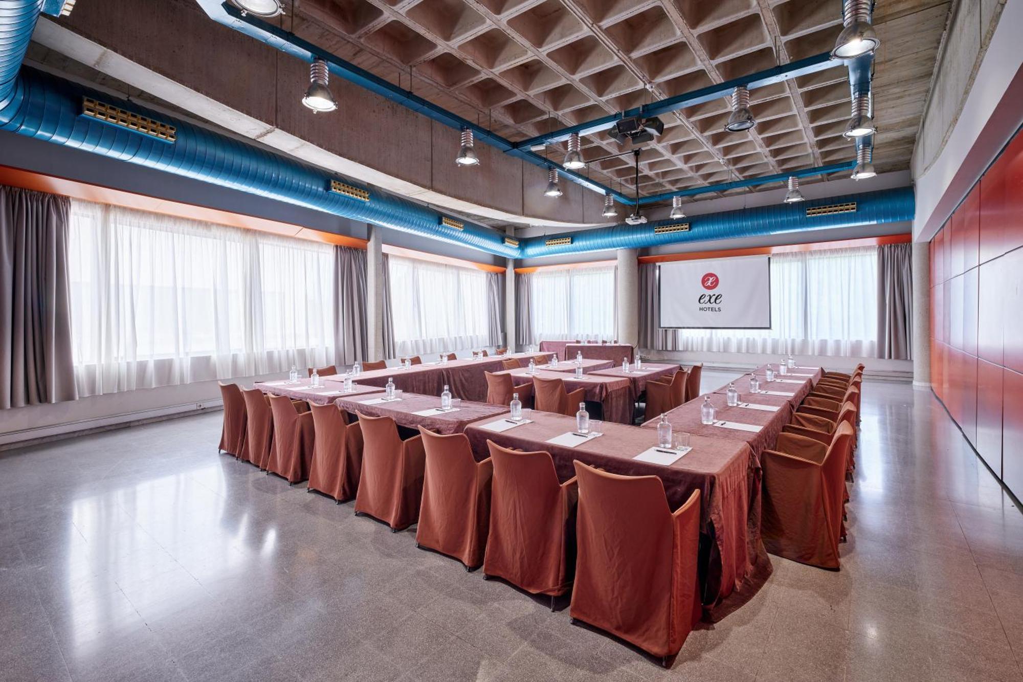 Hotel Exe Campus Cerdanyola del Valles Zewnętrze zdjęcie