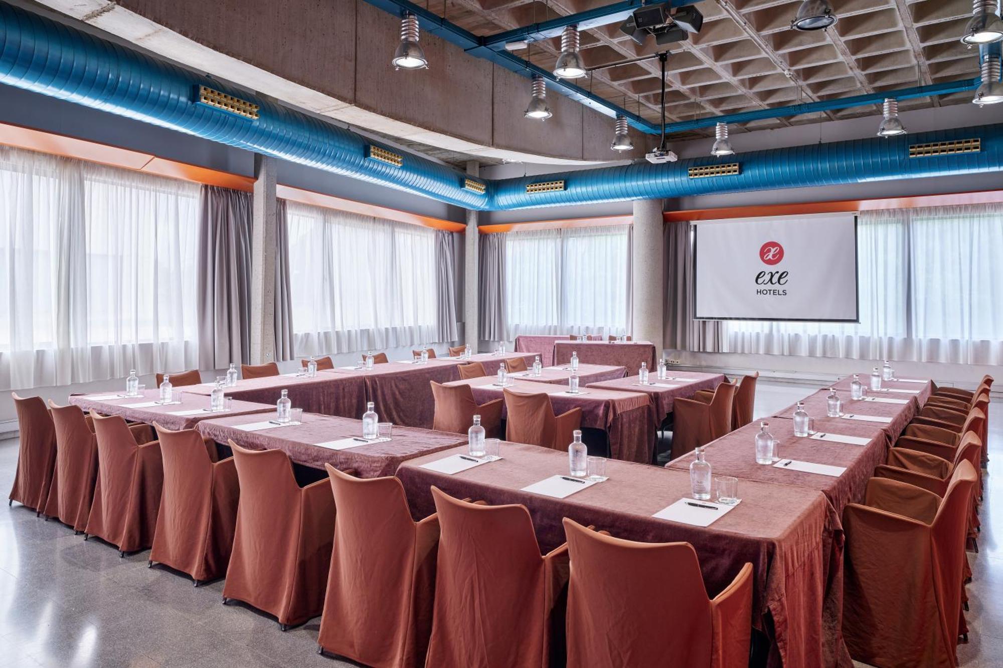 Hotel Exe Campus Cerdanyola del Valles Zewnętrze zdjęcie